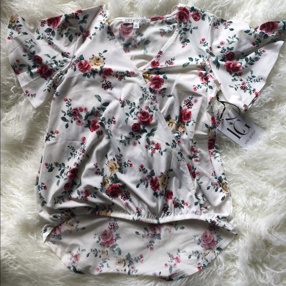 NWT Lola Grace Floral Wrap Top